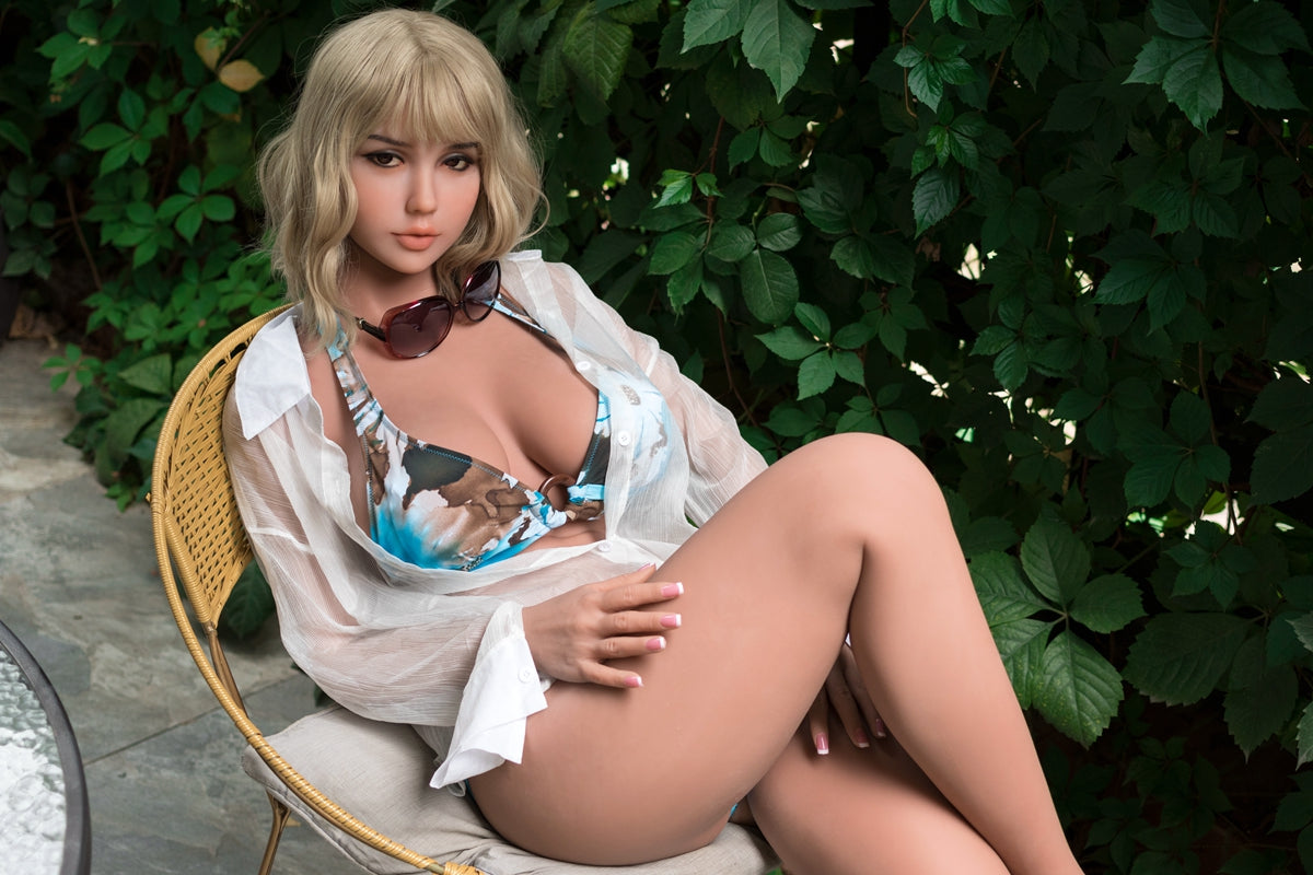 Celine: French Sex Doll - Image 17