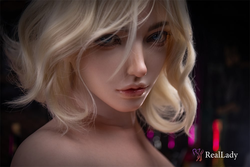 Billie: Fun Party Girl Sex Doll - Image 23